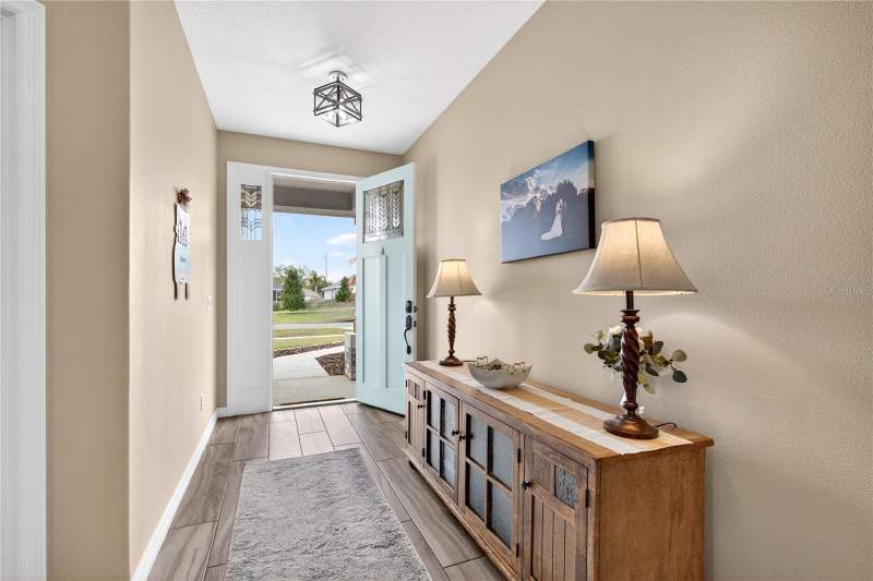 4 bedroom Single Family Residence at 36452 Grand Island Oaks Circle, Grand Island Oaks Ph 02, Grand Island — photo 5