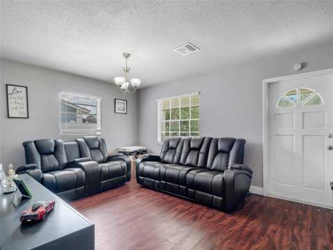 7018 Glenview Drive, Tampa FL - photo 15 of 44