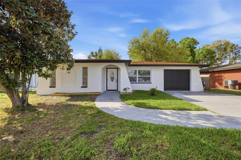 3 bedroom Single Family Residence at 1811 DRIFTWOOD CIRCLE, HARBOR PALMS-UNIT TWO, OLDSMAR — photo 1