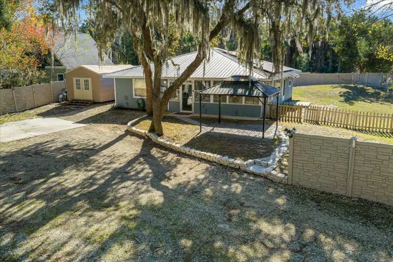 2 bedroom Single Family Residence at 12575 W Foss Groves Path, Edgewater Shores Unrec, Inglis — photo 1