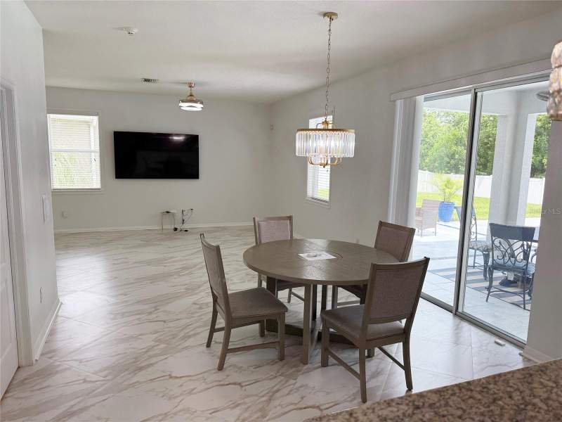4 bedroom Single Family Residence at 12236 Fairlawn Drive, Panther Trace Ph 2B-2, Riverview — photo 3