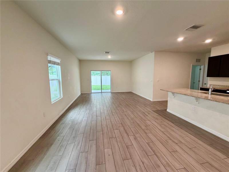 5 bedroom Single Family Residence at 4802 SW 51st Way, Oaks Preserve Ph 1 Pb 37 Pg 66, Gainesville — photo 4