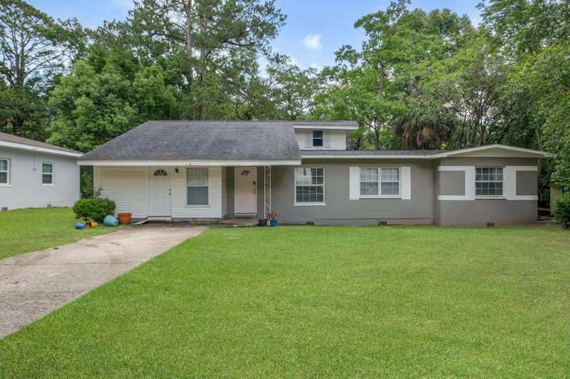 5 bedroom Detached at 209 Edwards Street, Lambert Heights, Tallahassee — photo 1