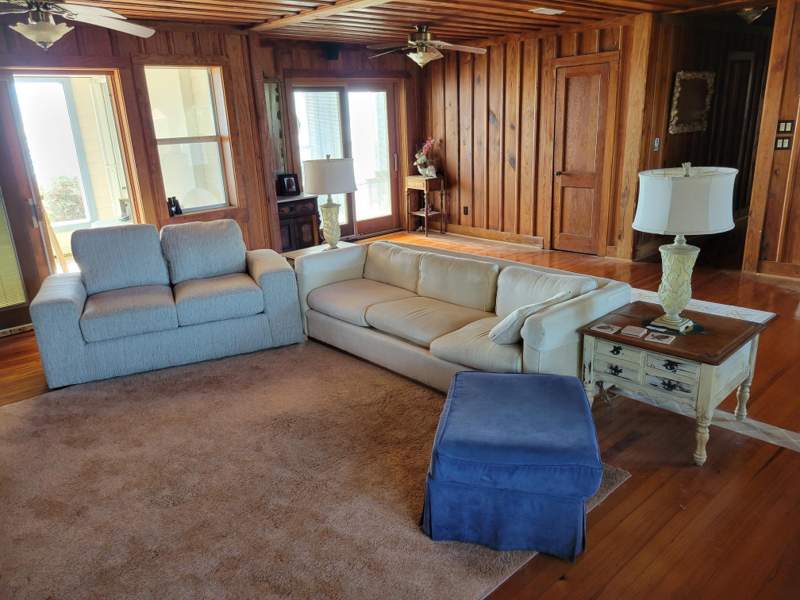 4 bedroom Detached at 1433 Alligator Drive, Penn Point, Alligator Point — photo 3