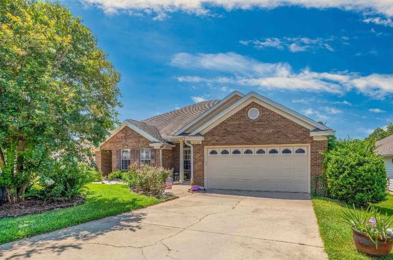 3 bedroom Townhouse at 1072 Kingdom Drive, Piney Z, Tallahassee — photo 1