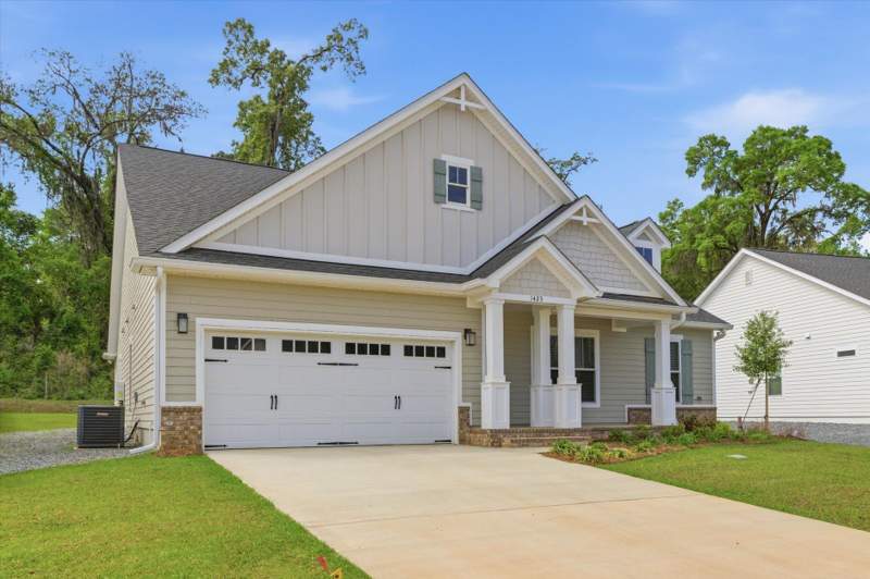 4 bedroom Detached at 1423 Summerbrooke Drive, Conservation of Summerbrooke, Tallahassee — photo 2