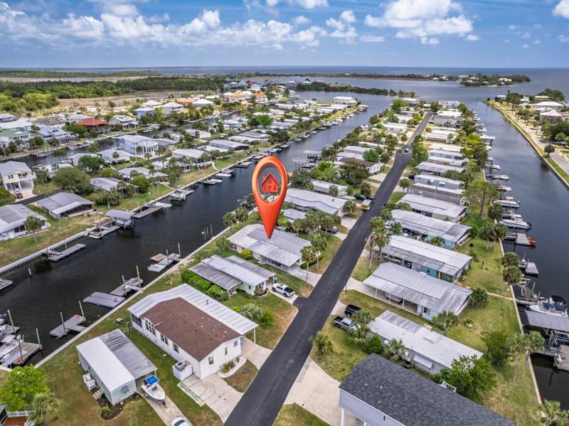 3 bedroom ManufacturedHome at 30 Janet Drive, Paradise Village Shell Point, Crawfordville — photo 5