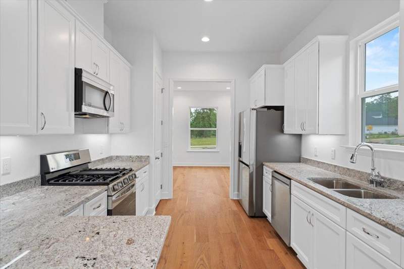 4 bedroom Detached at 5752 Bascom Lane, Oxford Gates, Tallahassee — photo 3