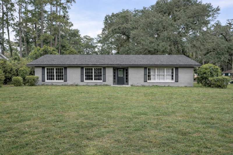3 bedroom Detached at 2119 Old Fort Drive, Woodland Drives, Tallahassee — photo 2