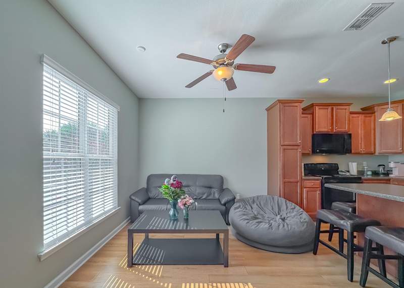 3 bedroom Condominium at 1936 Ann Arbor Avenue, University Green, Tallahassee — photo 2