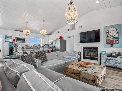 37 Dolphin Drive, Crawfordville FL - photo 10 of 41