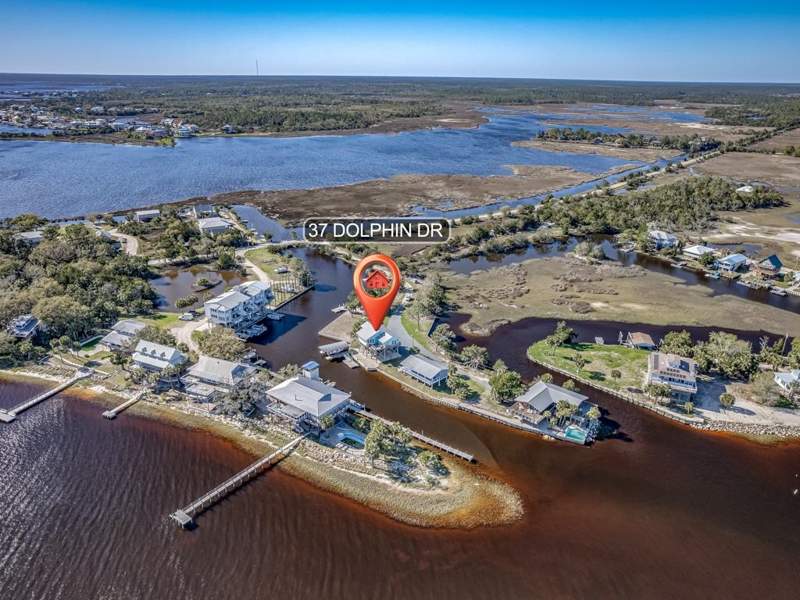 3 bedroom Detached at 37 Dolphin Drive, West Point Sub, Crawfordville — photo 3