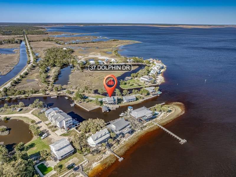 3 bedroom Detached at 37 Dolphin Drive, West Point Sub, Crawfordville — photo 4