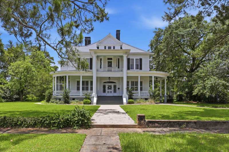 4 bedroom Detached at 336 N Jackson Street, Historic District, Quincy — photo 1