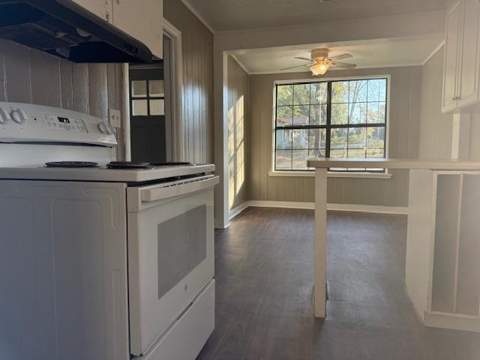 500 Laura Lee Avenue, Tallahassee FL - photo 11 of 40