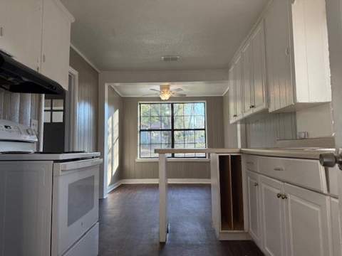 500 Laura Lee Avenue, Tallahassee FL - photo 15 of 40