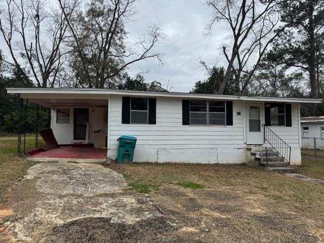 4 bedroom Detached at 103 Bell Street, Hampton Heights, Havana — photo 1