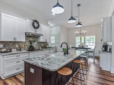 3927 Coastal Highway, Crawfordville FL - photo 10 of 45