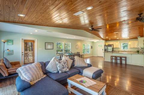 1446 Cypress Street, Alligator Point FL - photo 10 of 43