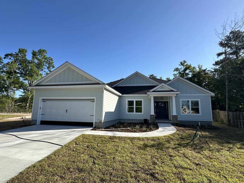 3 bedroom Detached at 59 Magpie Trail, Songbird, Crawfordville — photo 1
