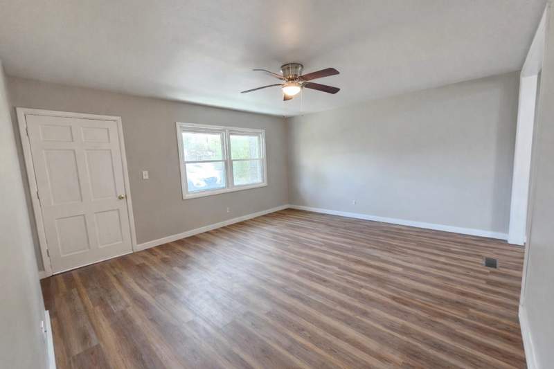3 bedroom Detached at 1803 Ivan Drive, Scenic Heights, Tallahassee — photo 5