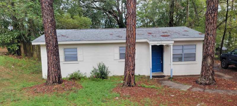 3 bedroom Detached at 2061 Warwick Street, Sunny Hill Re Plat, Tallahassee — photo 1