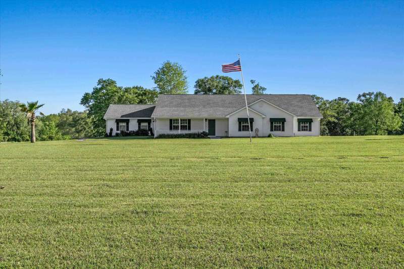 4 bedroom Detached at 1115 Glory Road, The Farms at Quincy, Quincy — photo 3