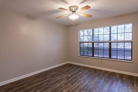 1056 Longstreet Drive, Tallahassee FL - photo 15 of 28