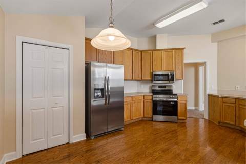 4869 Lake Park Drive, Tallahassee FL - photo 6 of 34