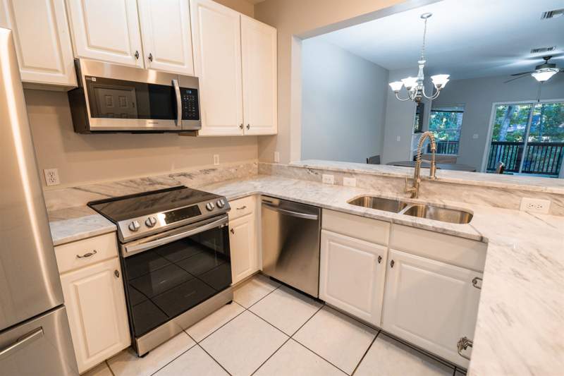 3 bedroom Condominium at 1325 Stone Road, Park at Stonebriar, Tallahassee — photo 5