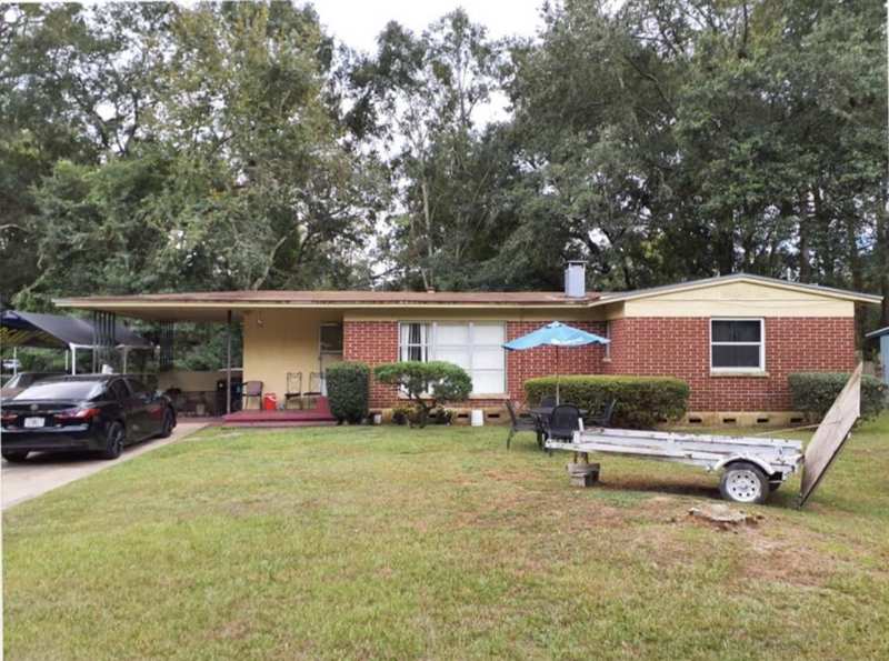 3 bedroom Detached at 711 Apachee Street, Apalachee Ridge, Tallahassee — photo 1