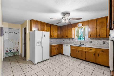 708 Brookridge Drive, Tallahassee FL - photo 11 of 37