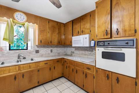 708 Brookridge Drive, Tallahassee FL - photo 13 of 37