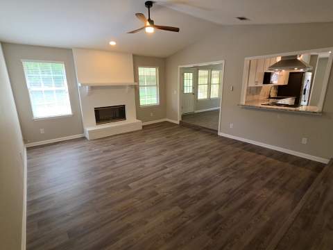3747 Longchamp Circle, Tallahassee FL - photo 10 of 31