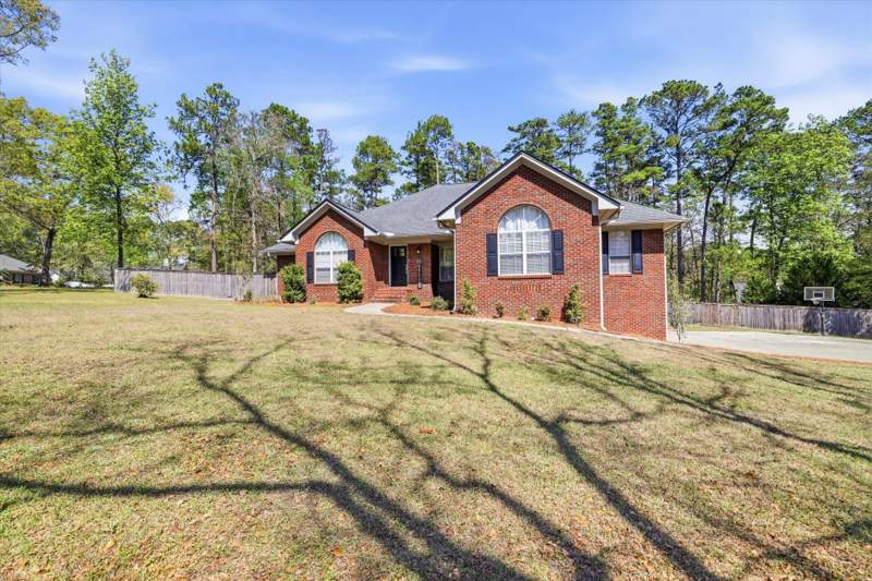 4 bedroom Detached at 9016 Glen Eagle Way, Golden Eagle Plantation, Tallahassee — photo 3