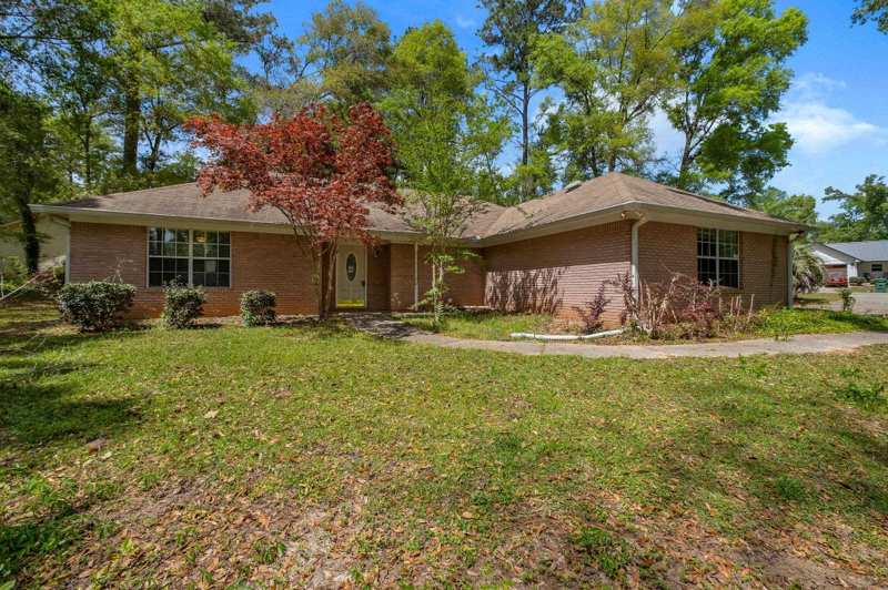 3 bedroom Detached at 8719 Salamanca Court, Bosque De Augustine, Tallahassee — photo 1