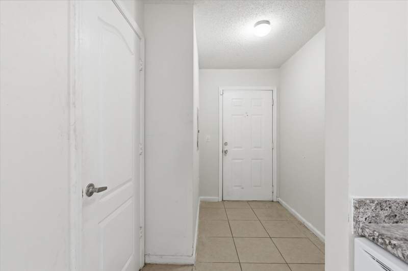 3 bedroom Condominium at 3000 S Adams Street, Capital Luxury Condominiums, Tallahassee — photo 4
