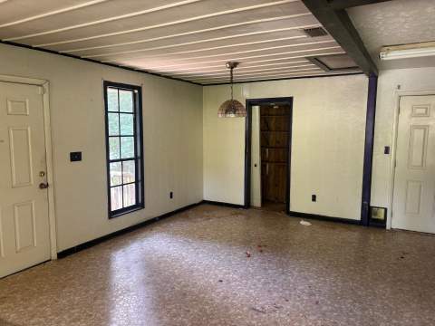 8515 Forest Wood Drive, Tallahassee FL - photo 7 of 21