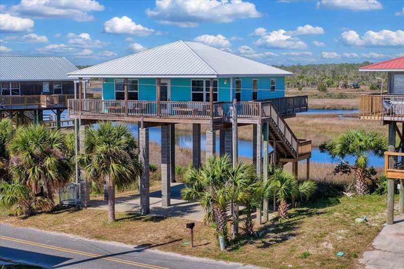2 bedroom Detached at 19018 Good Times Drive, Dekle Beach Gulf Front, Perry — photo 1