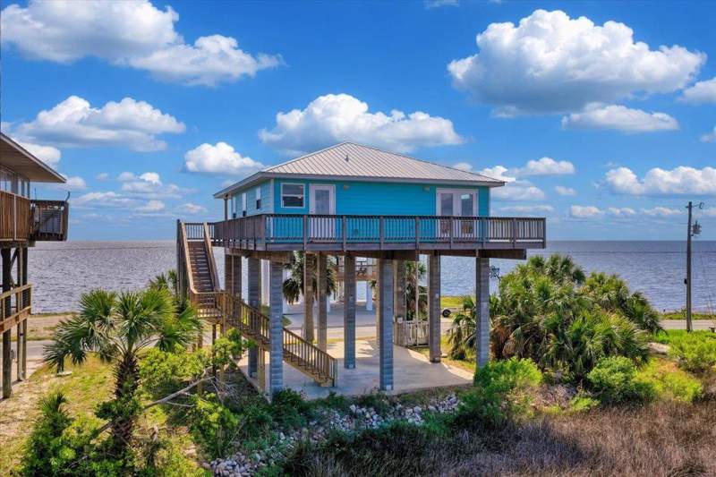 2 bedroom Detached at 19018 Good Times Drive, Dekle Beach Gulf Front, Perry — photo 2