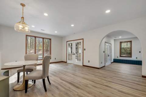 6375 Thomasville Road, Tallahassee FL - photo 17 of 69