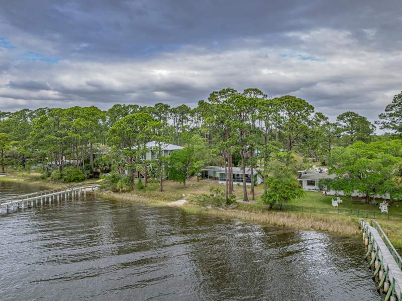 2 bedroom Detached at 2669 Surf Road, White Beach, Ochlockonee Bay — photo 3