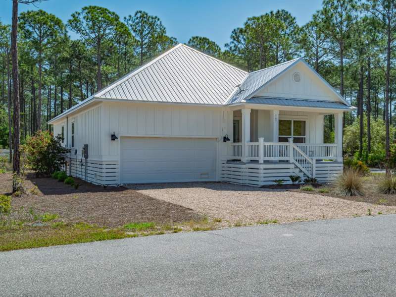 4 bedroom Detached at 107 Tree House Circle, Summer Camp East, St Teresa — photo 5