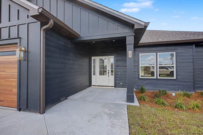 3 bedroom Detached at 154 Stillmont Drive, Palmetto, Crawfordville — photo 3
