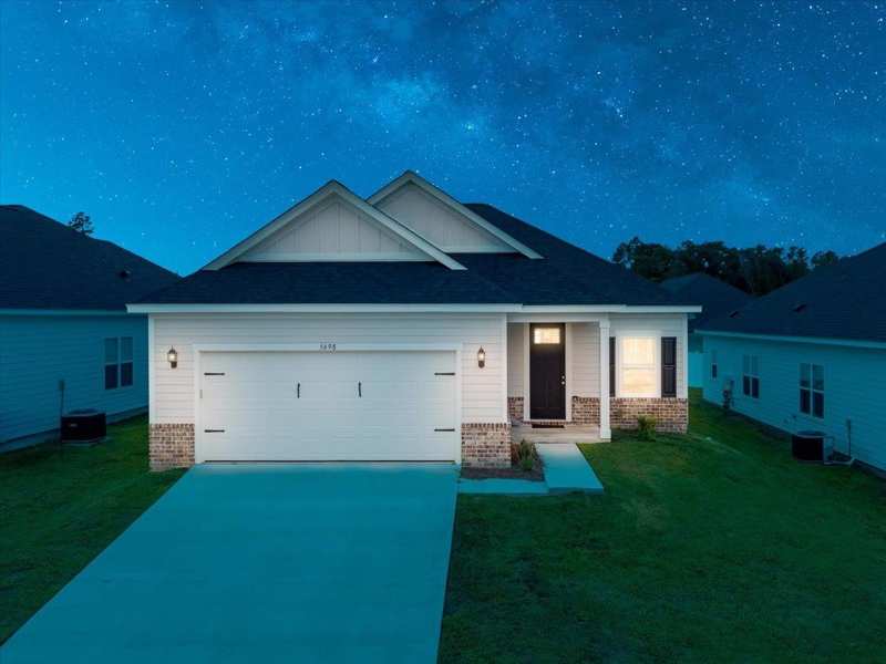 3 bedroom Detached at 5698 Pinebarren Road, Tower Gates, Tallahassee — photo 1