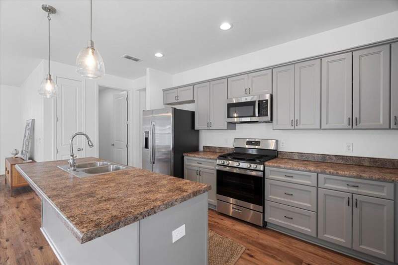 3 bedroom Detached at 5698 Pinebarren Road, Tower Gates, Tallahassee — photo 5