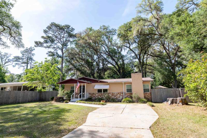3 bedroom Detached at 1928 Longview Drive, Lake Jackson Heights, Tallahassee — photo 4