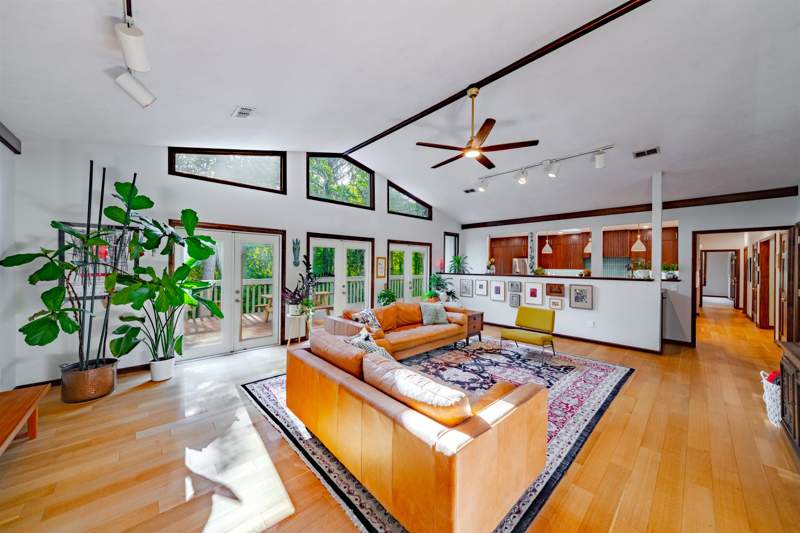 4 bedroom Detached at 3552 Trillium Court, Trillium Unrec, Tallahassee — photo 3