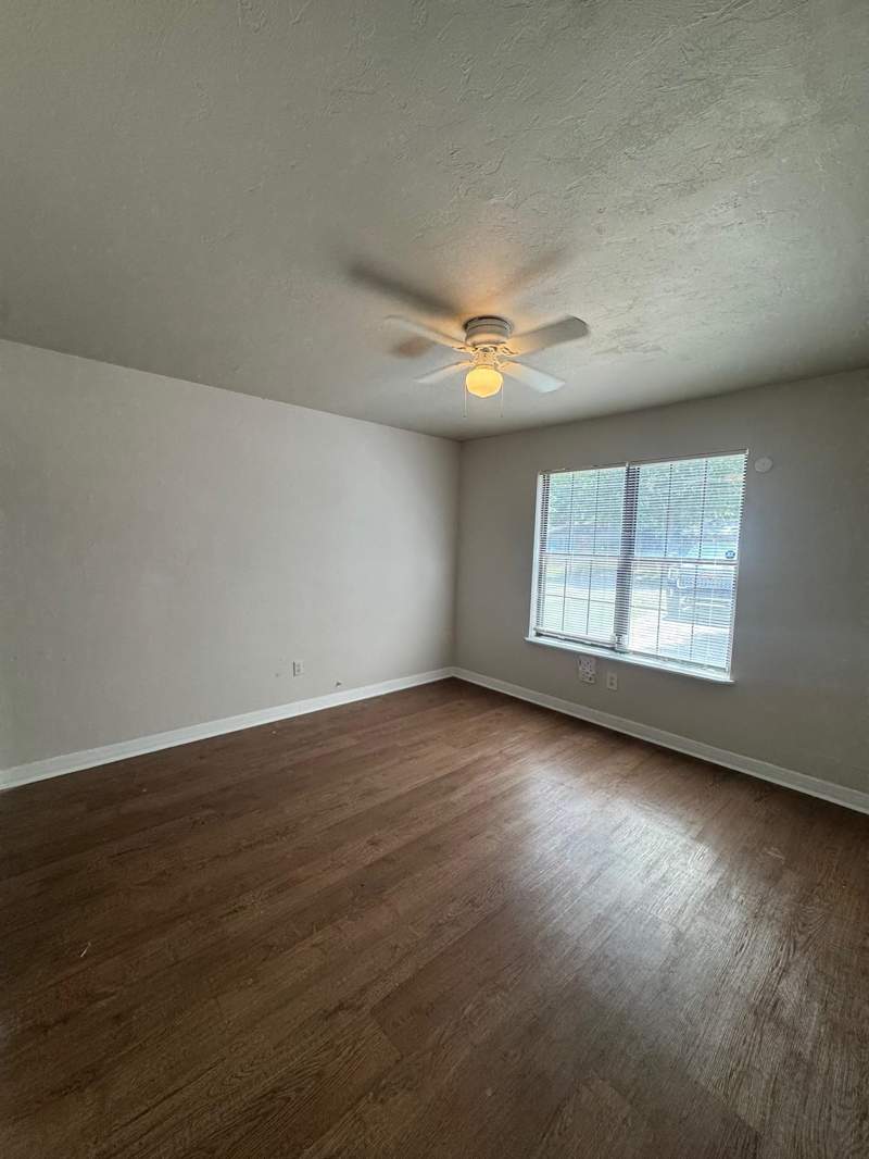 bedroom MultiFamily at 2914 Greenon Lane, Mission Manor, Tallahassee — photo 4