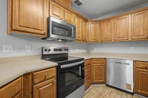 2390 Quazar Circle, Tallahassee FL - photo 11 of 58